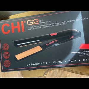 Brand New in Box Chi G2 1” Flat Iron